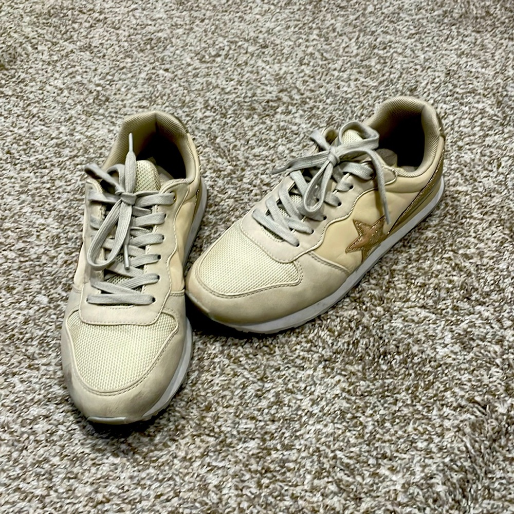 8.5 vintage Havana sneakers